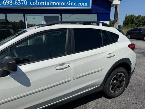 Used 2021 Subaru Crosstrek 2.0i AWD/4WD image 2