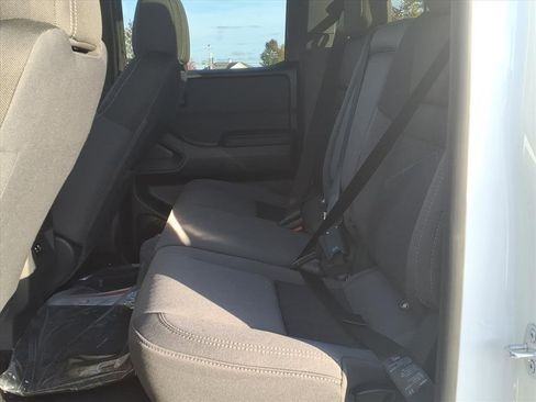 New 2026 Nissan Frontier SV w/ Tow Package image 15