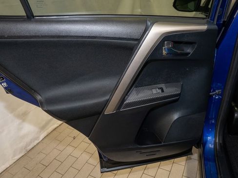 Used 2014 Toyota RAV4 XLE image 9