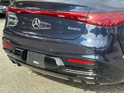 Used 2023 Mercedes-Benz EQS 580 4MATIC Sedan w/ Exclusive Trim Package image 5