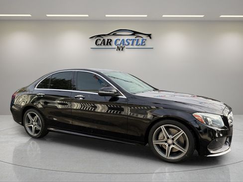 Used 2017 Mercedes-Benz C 300 4MATIC Sedan w/ Premium 3 Package image 5