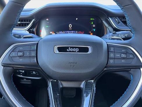 New 2024 Jeep Grand Cherokee Trailhawk w/ Advanced Protech Group II AWD/4WD image 13