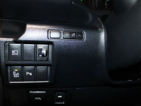Used 2019 Lexus IS 300 F Sport w/ F Sport Package RWD image 14