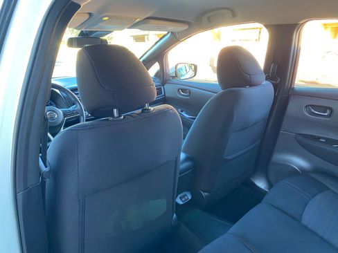 Used 2021 Nissan Leaf SV Plus image 42