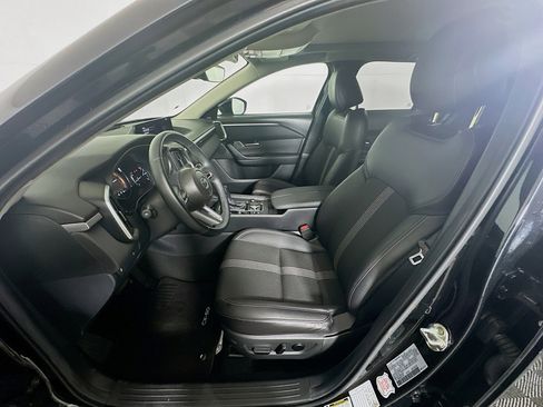 Used 2025 MAZDA CX-50 AWD 2.5 S w/ Premium Package image 13