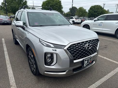 Used 2022 Hyundai Palisade Calligraphy w/ Winter Package FWD image 6
