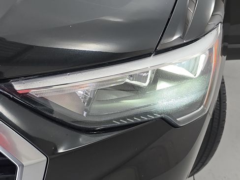 Used 2020 Audi Q3 2.0T Premium AWD/4WD image 32