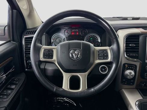 Used 2017 RAM 1500 Laramie w/ Convenience Group AWD/4WD image 11