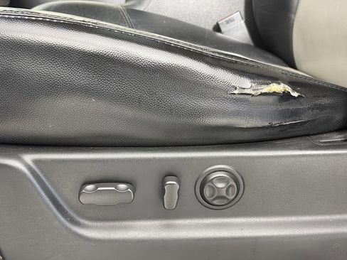 Used 2007 Chevrolet Avalanche LT w/ LT Preferred Equipment Group image 23