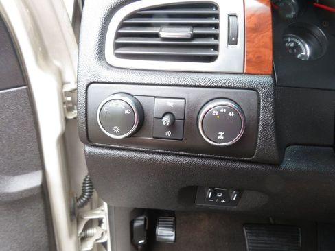 Used 2008 Chevrolet Silverado 2500 LTZ w/ Safety Package image 39