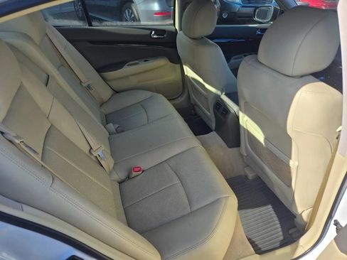 Used 2013 INFINITI G37 x Sedan w/ Premium Pkg image 29