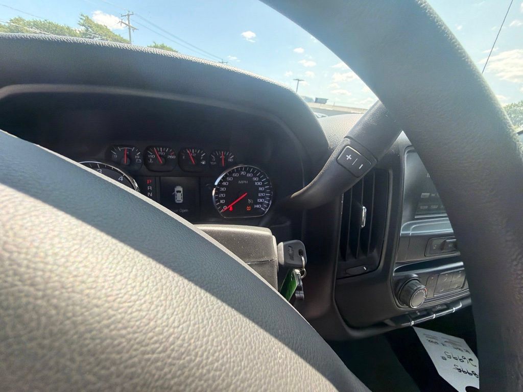 Used 2018 Chevrolet Silverado 1500 LS w/ Trailering Package AWD/4WD image 35