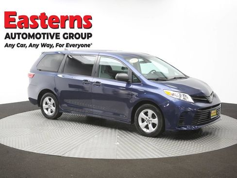 Used 2020 Toyota Sienna L FWD image 49