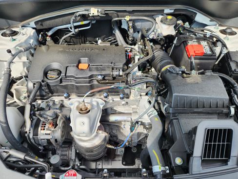 Certified 2026 Honda HR-V Sport image 17
