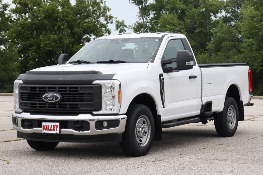 Used 2023 Ford F250 XL w/ XL Driver Assist Package RWD image 5