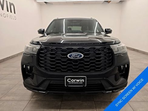 New 2026 Ford Explorer ST-Line w/ ST-Line Street Pack AWD/4WD image 7
