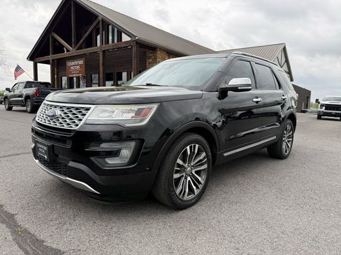 Used 2016 Ford Explorer Platinum image 2