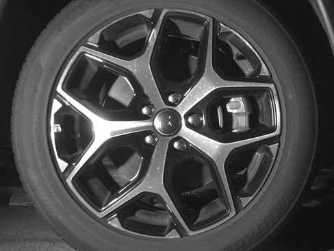 Used 2025 Jeep Compass Limited image 13