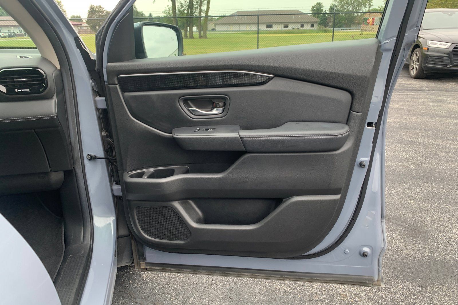 Used 2025 Honda Pilot Elite image 23