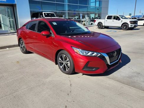 Used 2022 Nissan Sentra SV w/ Trunk Package image 3