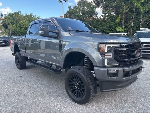Used 2022 Ford F250 Lariat w/ Black Appearance Package image 1