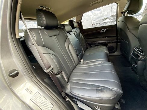 Used 2024 Genesis GV80 2.5T image 32