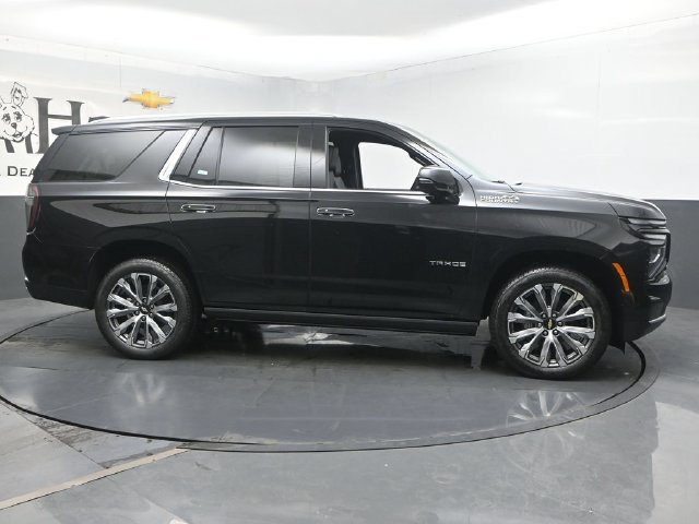 New 2026 Chevrolet Tahoe High Country AWD/4WD image 28