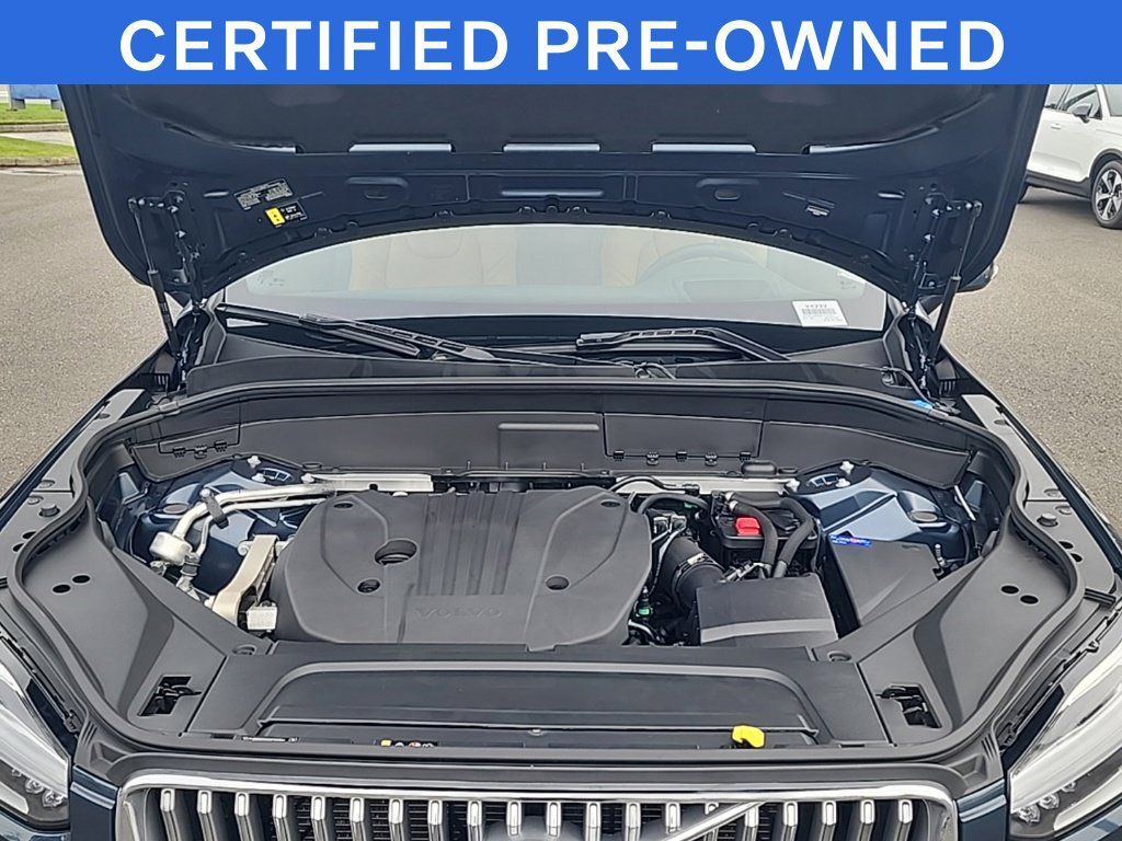 Used 2025 Volvo XC90 B5 Ultra w/ Protection Package Premier AWD/4WD image 29