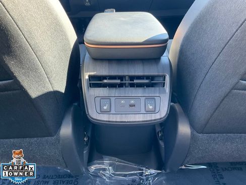Used 2024 Nissan Ariya FWD image 36