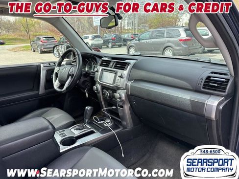 Used 2018 Toyota 4Runner SR5 Premium AWD/4WD image 10