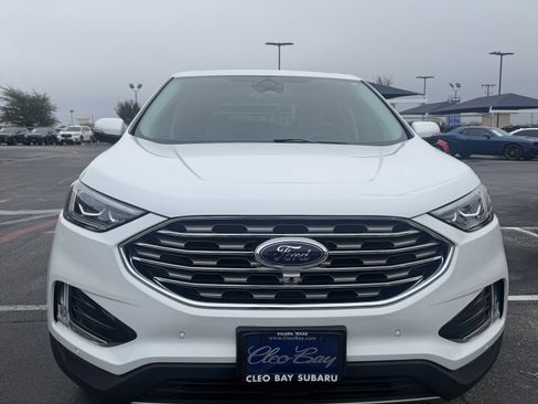 Used 2022 Ford Edge Titanium w/ Equipment Group 301A image 2