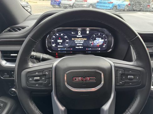 Used 2022 GMC Yukon XL SLE w/ Gmc Pro Safety Plus Package image 19