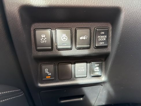 Used 2017 Nissan Pathfinder SL image 61