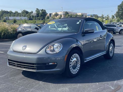 Used 2016 Volkswagen Beetle 1.8T S FWD image 3