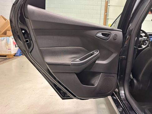 Used 2013 Ford Focus ST image 21