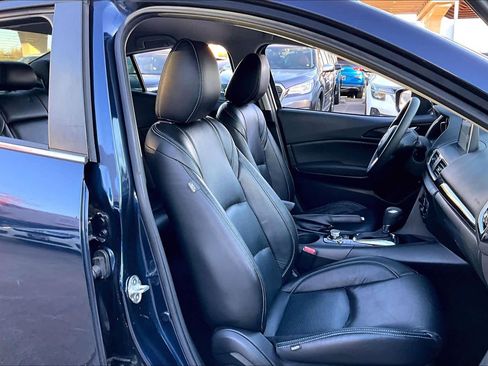 Used 2016 MAZDA MAZDA3 i Sport w/ Preferred Equipment Package image 8