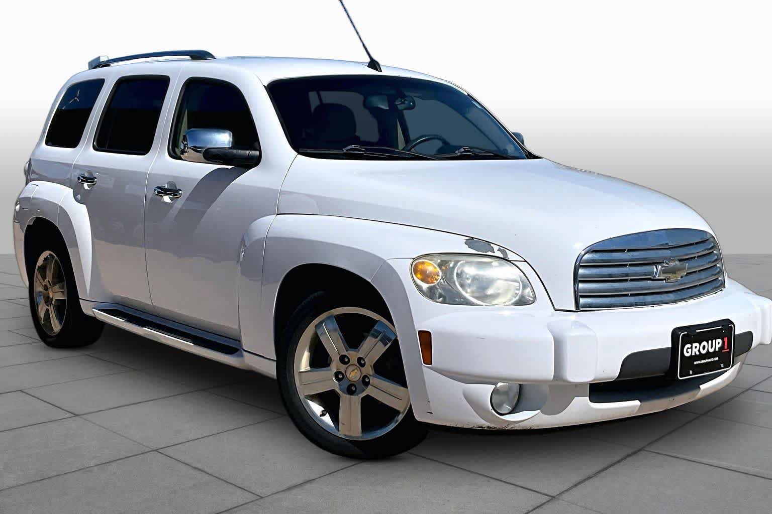 Used 2010 Chevrolet HHR LT w/ LT Preferred Equipment Group FWD image 2