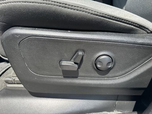 Used 2023 RAM 1500 Big Horn AWD/4WD image 27
