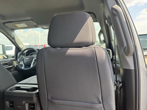 New 2026 Chevrolet Silverado 2500 LT w/ Texas Edition image 39