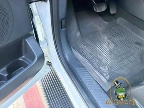 Used 2024 Ford Expedition XLT RWD image 13