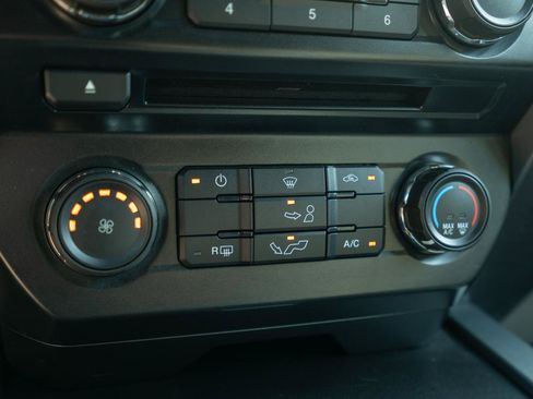 Used 2016 Ford F150 XLT w/ Equipment Group 301A Mid AWD/4WD image 25