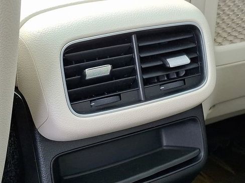 Used 2022 Mercedes-Benz GLE 450 4MATIC image 11