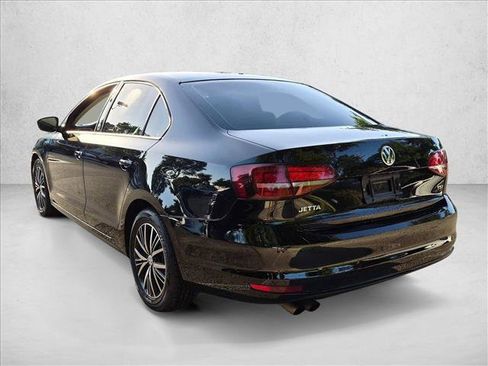 Used 2018 Volkswagen Jetta Wolfsburg Edition FWD image 7