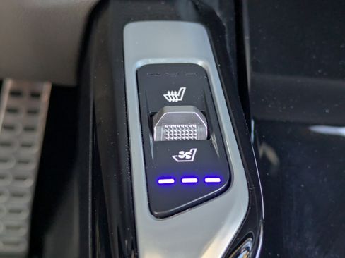 Used 2025 Kia Sorento SX Prestige image 30