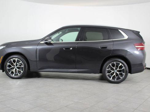 New 2026 BMW X3 xDrive30 w/ Premium Package image 2