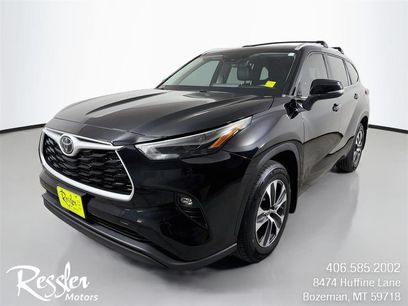 Used 2023 Toyota Highlander XLE