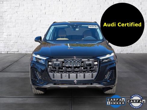 Certified 2025 Audi Q7 2.0T Premium w/ Convenience Plus Package image 3