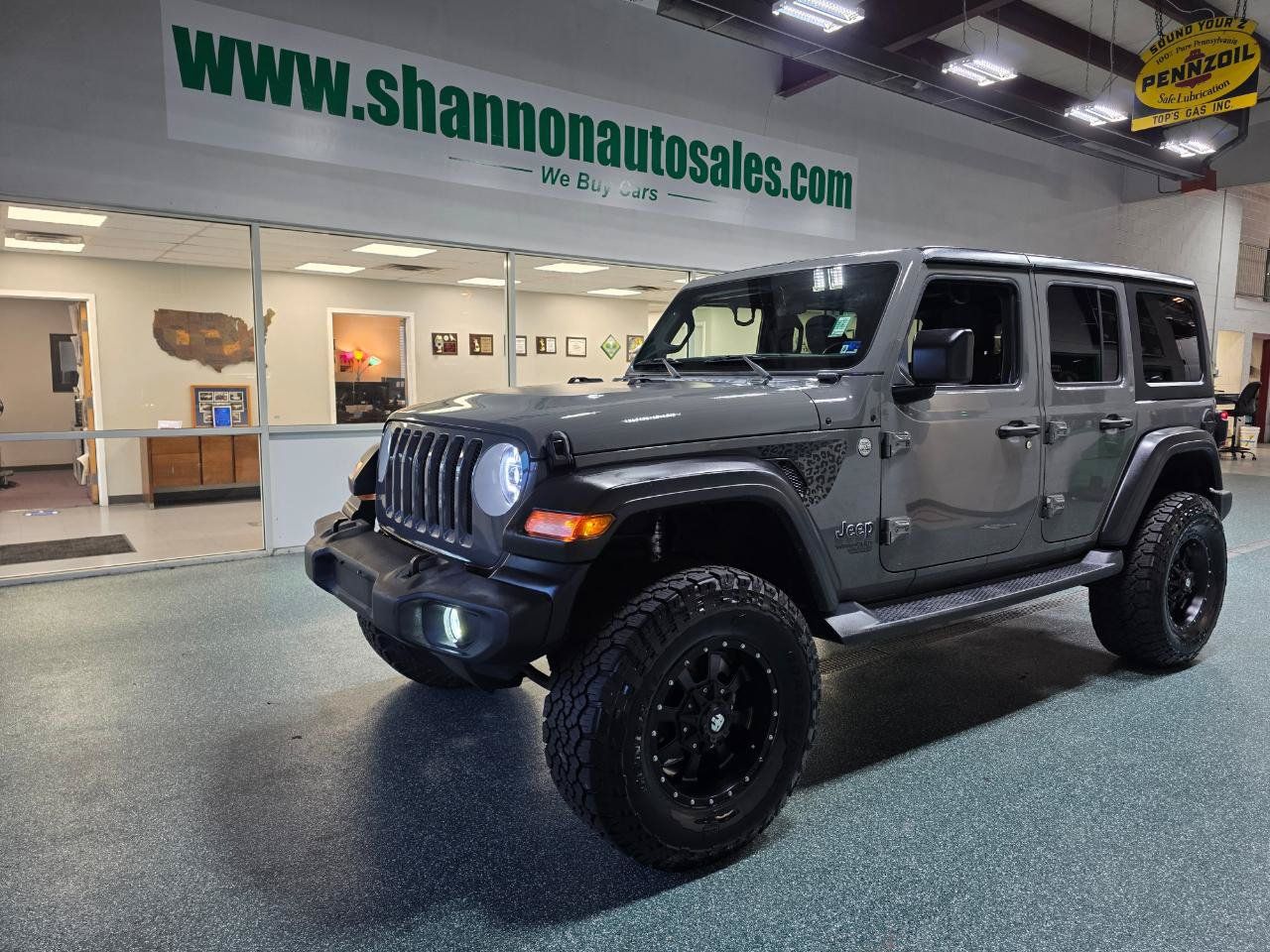 Used 2018 Jeep Wrangler Unlimited Sport S AWD/4WD image 2