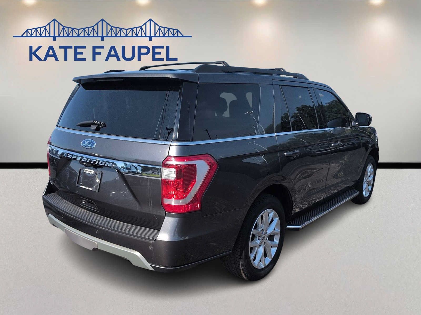 Used 2021 Ford Expedition XLT AWD/4WD image 7