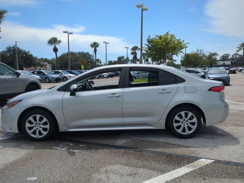 Certified 2024 Toyota Corolla LE FWD image 9